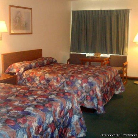 Anderson Chesterfield Travel Inn Daleville Rum bild