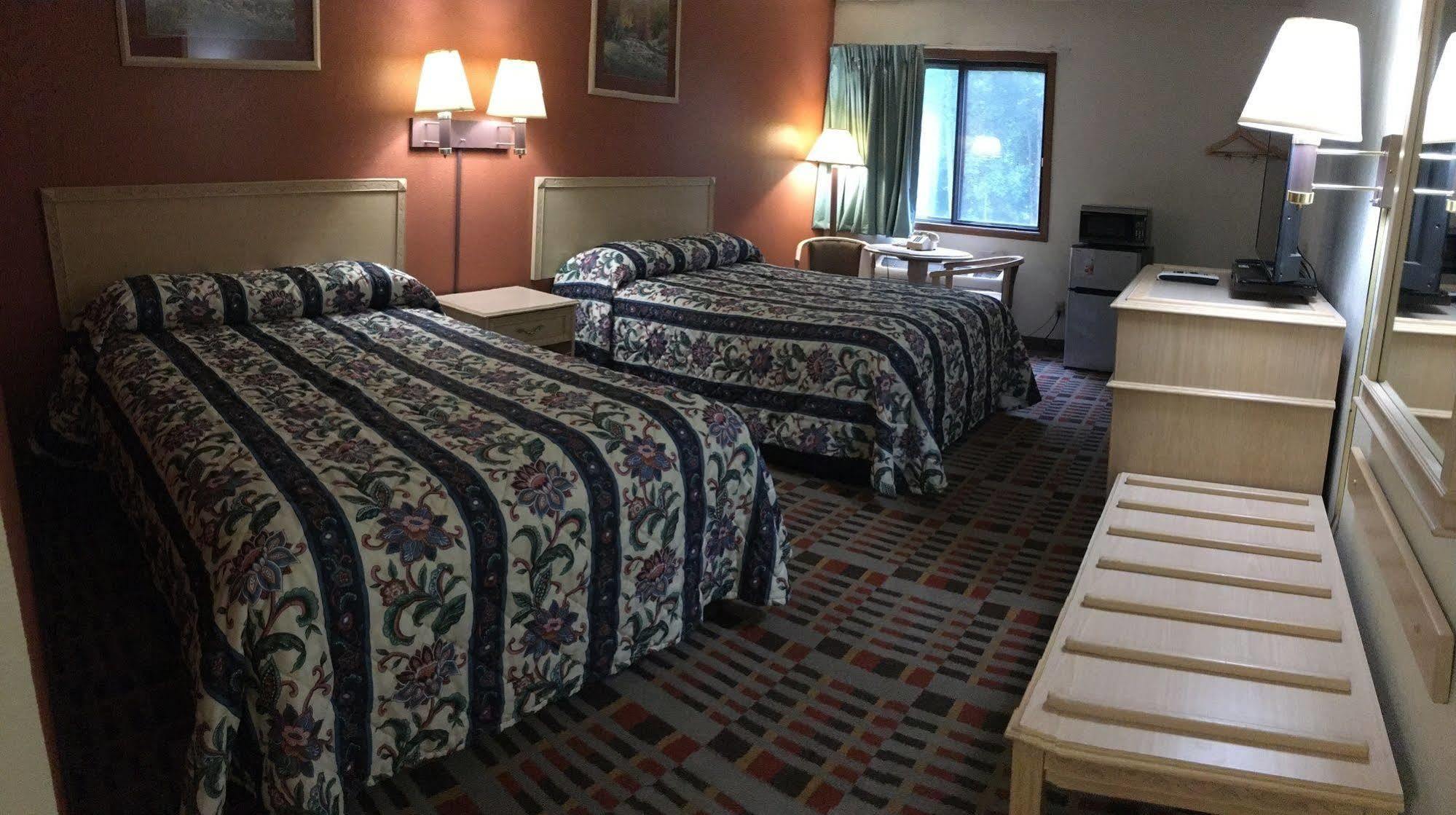 Anderson Chesterfield Travel Inn Daleville Exteriör bild